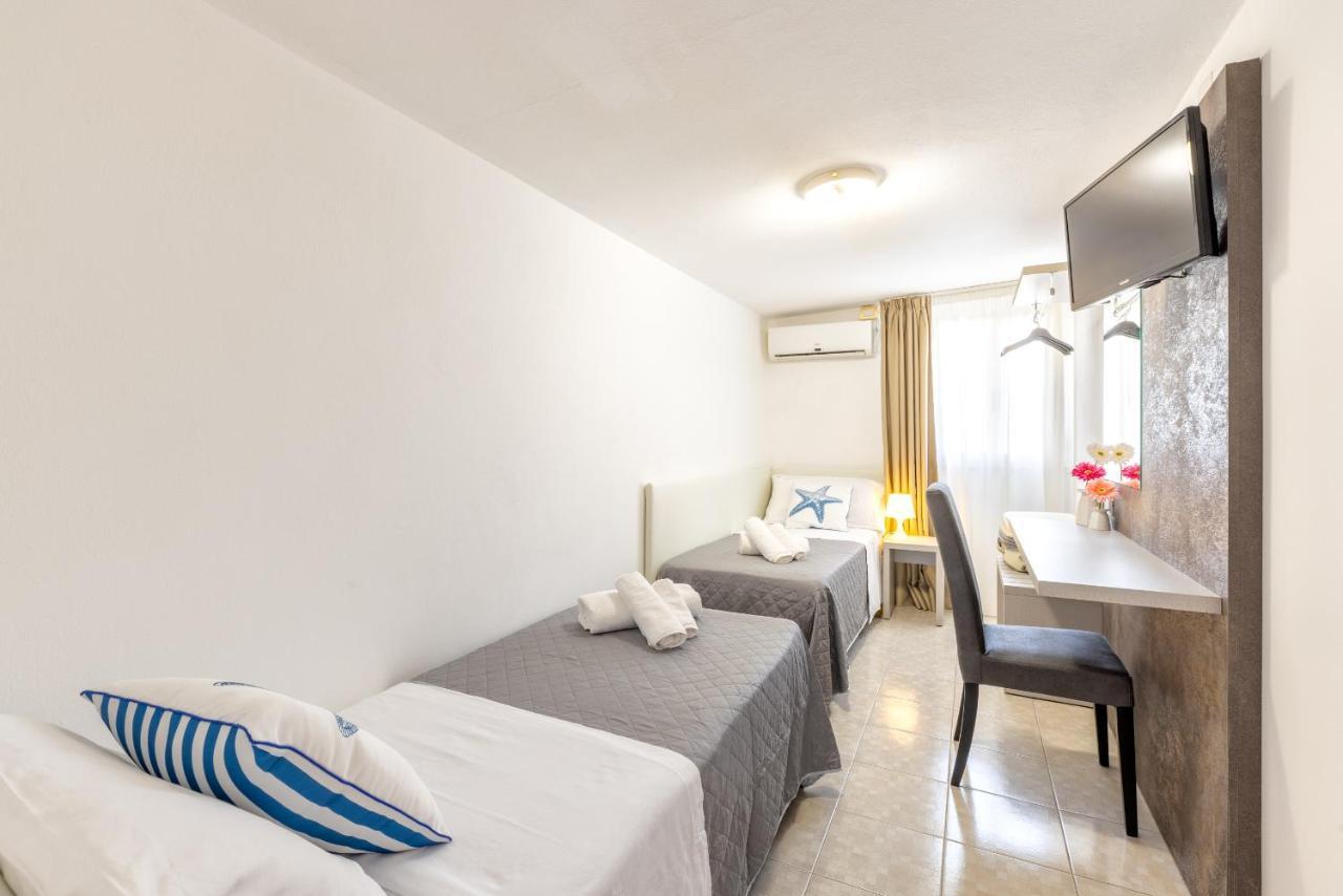 Hotel Condor-New 2024-Con Piscina ริชโชเน ภายนอก รูปภาพ