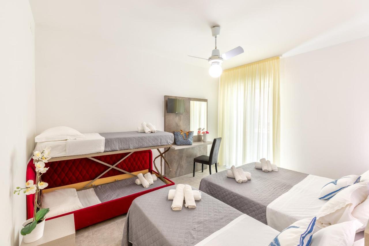 Hotel Condor-New 2024-Con Piscina ริชโชเน ภายนอก รูปภาพ