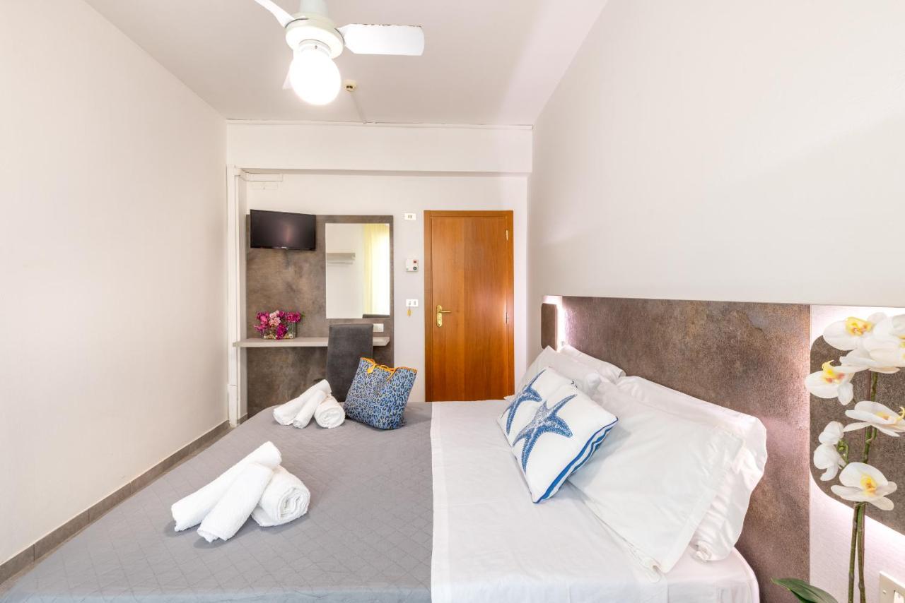 Hotel Condor-New 2024-Con Piscina ริชโชเน ภายนอก รูปภาพ